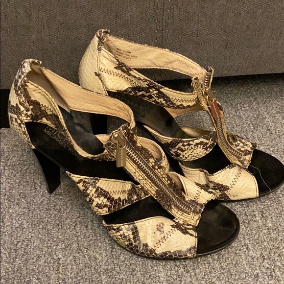 Michael Kors Heels - Picture 2 of 4